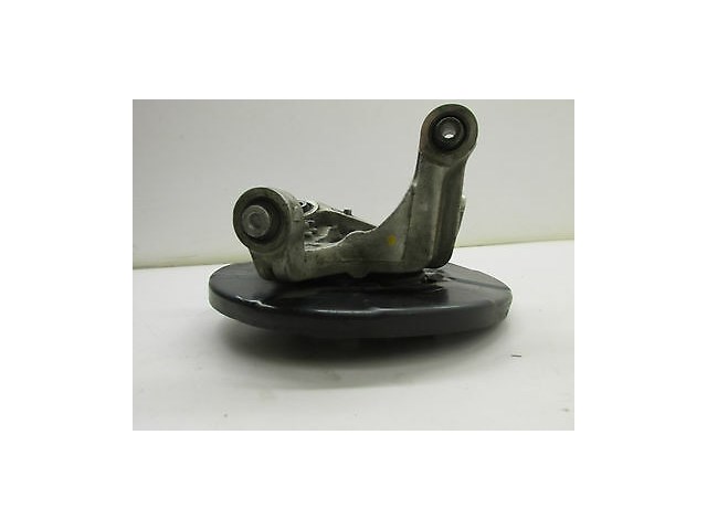 2006-2009 INFINITI M45 OEM RIGHT REAR PASSENGER SIDE KNUCKLE SPINDLE