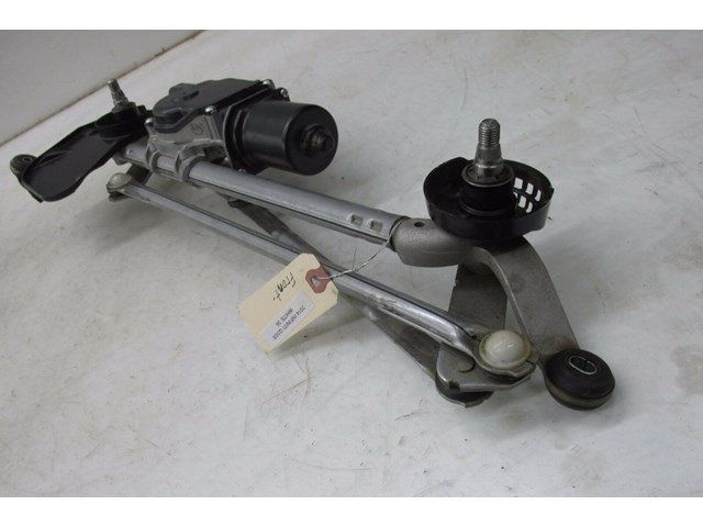 2014-2016 INFINITI Q50 OEM FRONT WINDSHIELD WIPER LINKAGE W/ MOTOR