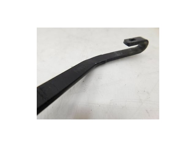 2004-2008 MASERATI QUATTROPORTE M139 OEM RIGHT FRONT WINDSHIELD WIPER ARM