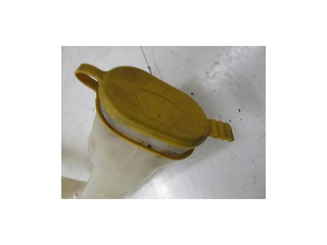 2001-2005 MERCEDES C240 W203 OEM WINDSHIELD WIPER RESERVOIR NECK