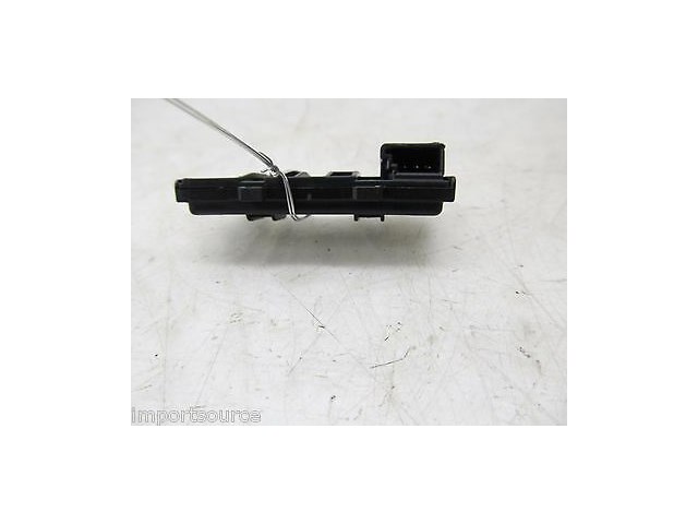 2010-2013 MERCEDES E350 W212 OEM FRONT WINDSHIELD TEMPERATURE SENSOR A2048210851
