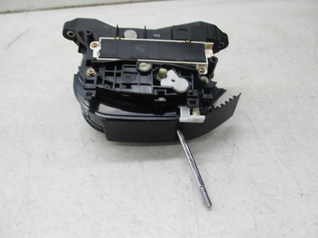 2001-2006 LEXUS LS430 OEM FRONT CENTER AUTOMATIC GEAR SHIFTER CONTROL 