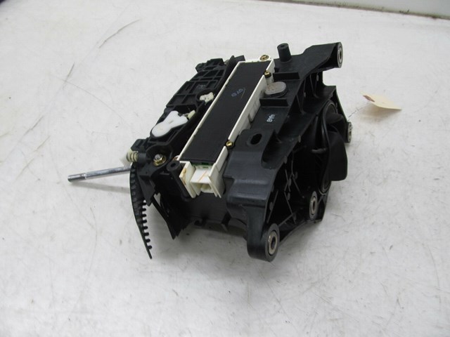 2001-2006 LEXUS LS430 OEM FRONT CENTER AUTOMATIC GEAR SHIFTER CONTROL 