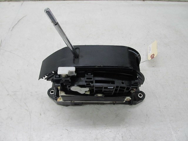2001-2006 LEXUS LS430 OEM FRONT CENTER AUTOMATIC GEAR SHIFTER CONTROL 