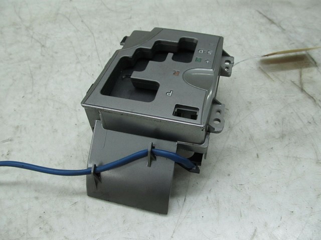  2007-2011 LEXUS GS350 OEM FRONT CENTER AUTOMATIC SHIFTER DISPLAY 