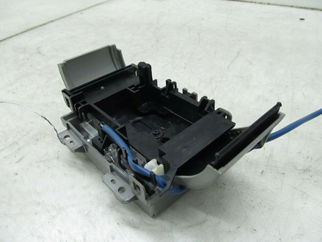  2007-2011 LEXUS GS350 OEM FRONT CENTER AUTOMATIC SHIFTER DISPLAY 