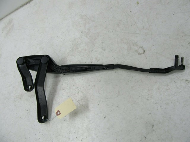 2012-2015 MERCEDES C350 COUPE OEM RIGHT FRONT PASSENGER SIDE WINDSHIELD WIPER