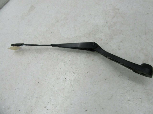 2012-2015 MERCEDES C350 COUPE OEM LEFT FRONT DRIVER SIDE WINDSHIELD WIPER