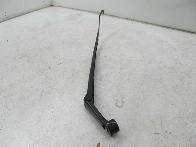 2002-2006 LEXUS SC430 OEM RIGHT FRONT PASSENGER SIDE WINDSHIELD WIPER ARM