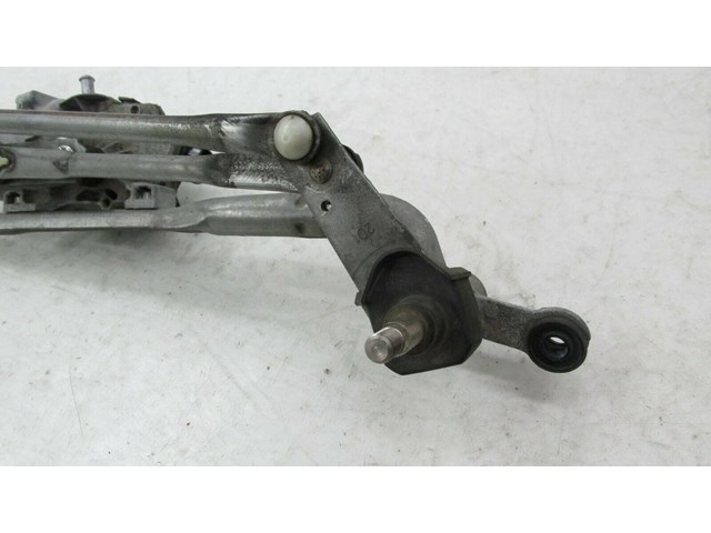 2013-2016 DODGE DART OEM WINDSHIELD WIPER LINKAGE WITH MOTOR     