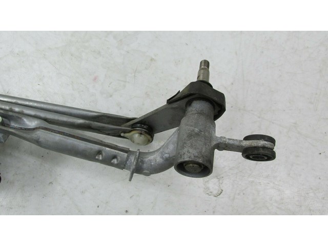 2013-2016 DODGE DART OEM WINDSHIELD WIPER LINKAGE WITH MOTOR     