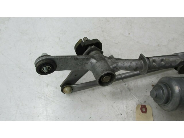 2013-2016 DODGE DART OEM WINDSHIELD WIPER LINKAGE WITH MOTOR     
