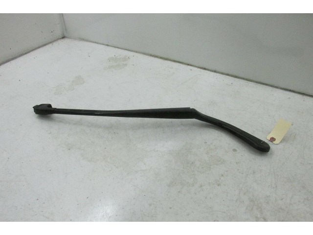 2007-2010 BMW 328xi E90 OEM RIGHT FRONT PASSENGER SIDE WINDSHIELD WIPER 