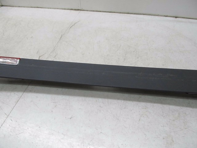 2004-2007 VOLKSWAGEN TOUAREG OEM REAR TRUNK TRIM PANEL COVER