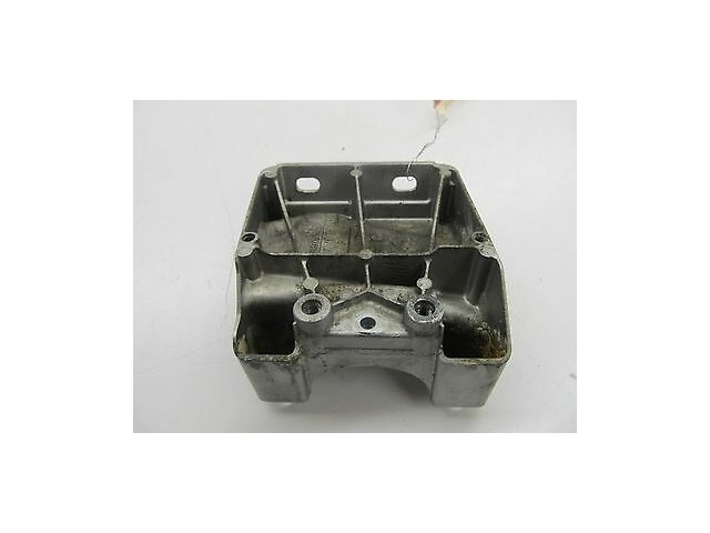 2004-2005 BMW 525i 530i E60 OEM WIPER LINKAGE SUPPORT BRACKET MOUNT 7010593