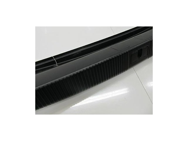  2004-2006 AUDI A8 L QUATTRO D3 OEM CENTER REAR TRUNK TRIM FINISH PANEL BLACK