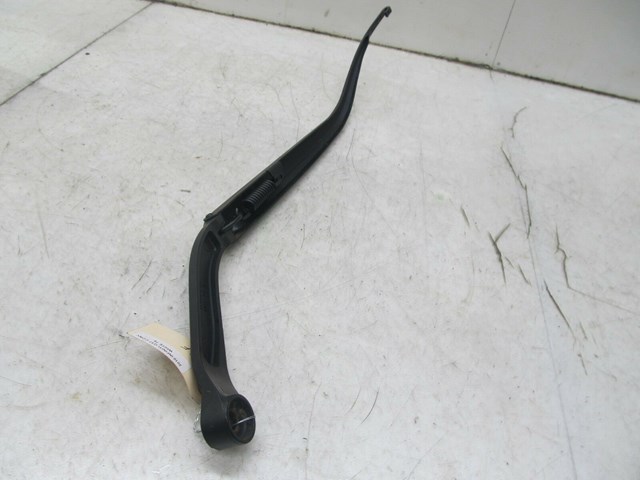 2009-2013 INFINITI G37 CONVERTIBLE OEM RIGHT FRONT SIDE WINDSHIELD WIPER 