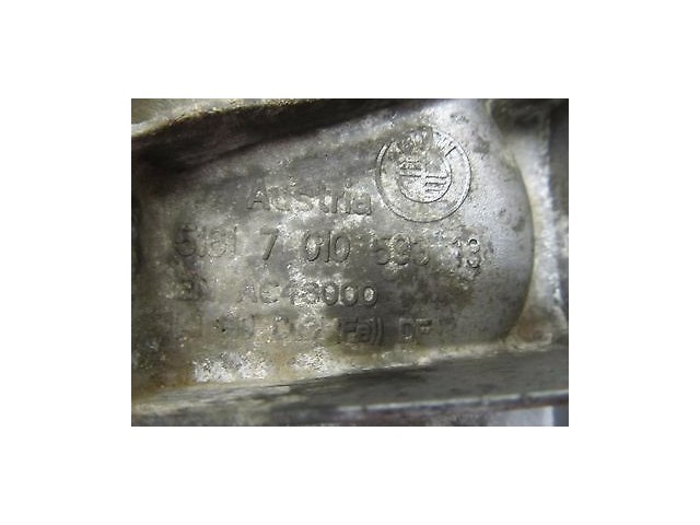 2008-2010 BMW 535i E60 OEM WIPER LINKAGE SUPPORT BRACKET MOUNT 7010593