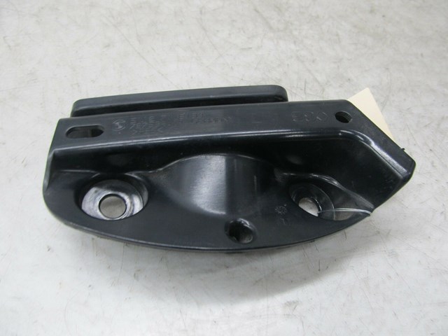 2007-2010 BMW 328xi E90 OEM LEFT REAR BUMPER SUPPORT BRACKET 