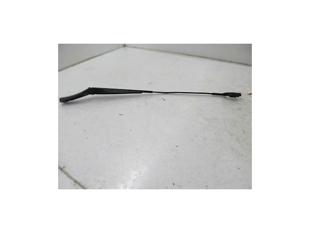 2008-2013 VOLKSWAGEN GTI MK6 OEM RIGHT FRONT WIND SHIELD WIPER 