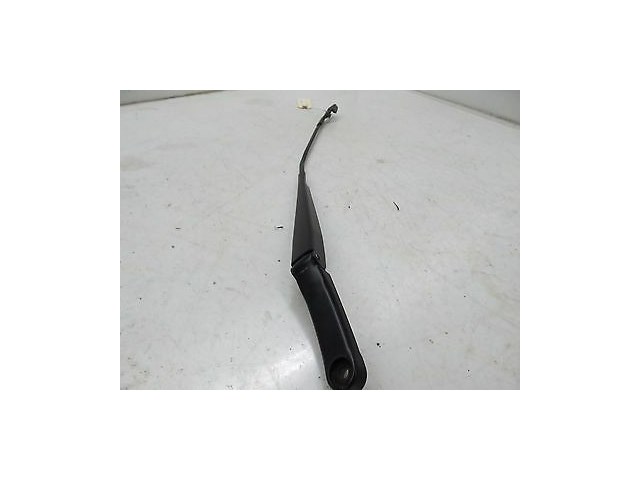 2008-2013 VOLKSWAGEN GTI MK6 OEM RIGHT FRONT WIND SHIELD WIPER 