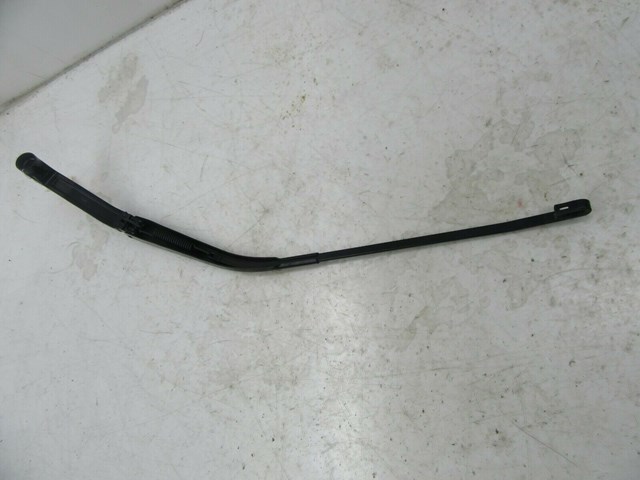 2010-2012 LINCOLN MKZ OEM RIGHT FRONT WINDSHIELD WIPER
