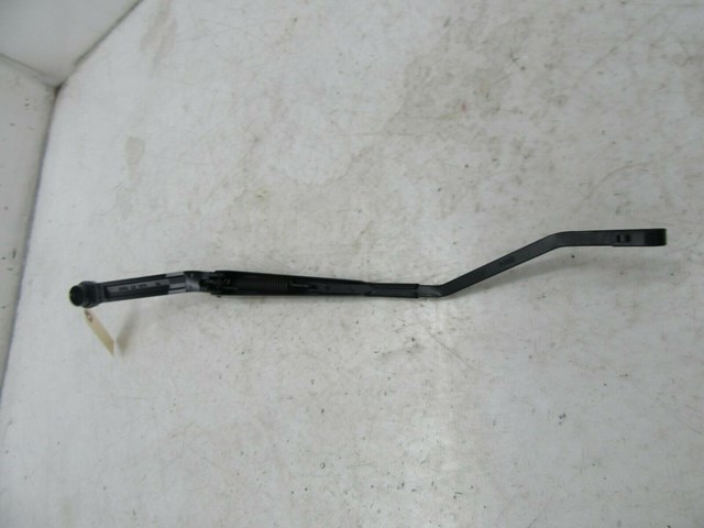 2010-2012 LINCOLN MKZ OEM LEFT FRONT WINDSHIELD WIPER