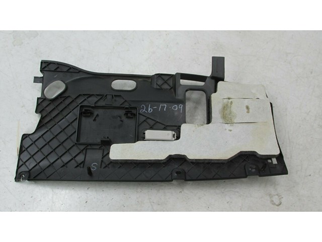  2007-2010 BMW X5 E70 OEM RIGHT SIDE UNDER DASH LOWER KNEE PANEL 7161786