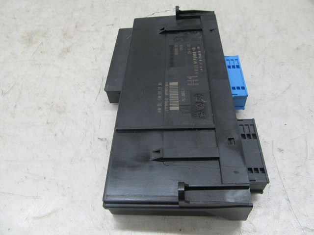 2007-2010 BMW 328xi E90 OEM RIGHT FRONT UNDER DASH MODULE 106818 10 