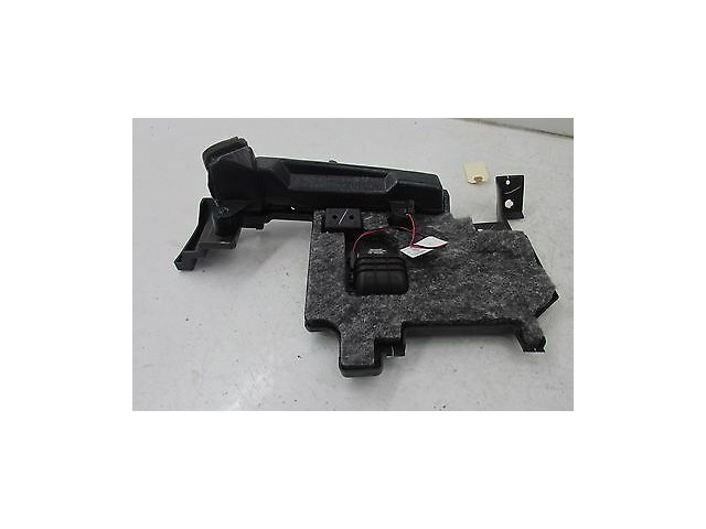 2013-2016 CADILLAC SRX OEM LEFT FRONT DRIVER SIDE UNDER DASH AIR GUIDE DUCT VENT