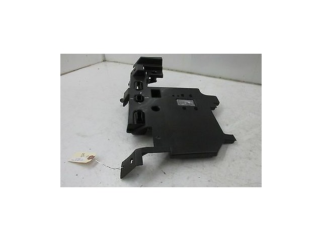 2013-2016 CADILLAC SRX OEM LEFT FRONT DRIVER SIDE UNDER DASH AIR GUIDE DUCT VENT