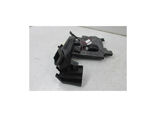 2013-2016 CADILLAC SRX OEM LEFT FRONT DRIVER SIDE UNDER DASH AIR GUIDE DUCT VENT