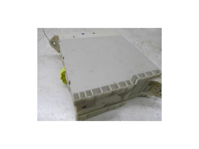  2006-2010 LEXUS IS250 XE20 OEM UNDER DASH FUSE RELAY BOX FUSEBOX 82730-53050 