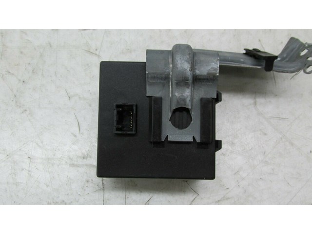 2008-2015 INFINITI G37 Q60 OEM RIGHT FRONT UNDER DASH THEFT LOCKING MODULE