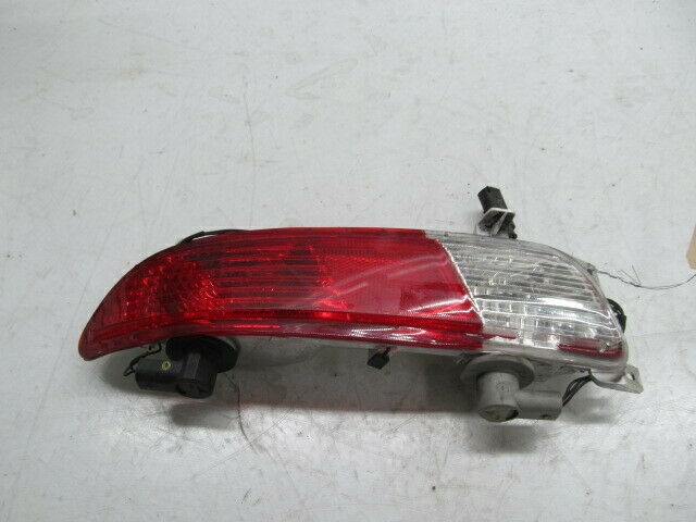 2006-2010 BMW 650i E64 E63 OEM LEFT REAR BUMPER LIGHT LAMP 7165815