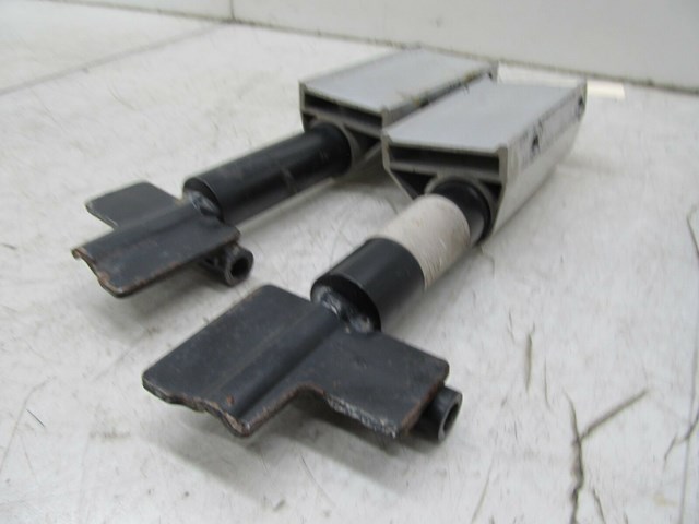 2005-2008 AUDI A6 C6 OEM REAR BUMPER IMPACT SHOCK ABSORBERS PAIR 