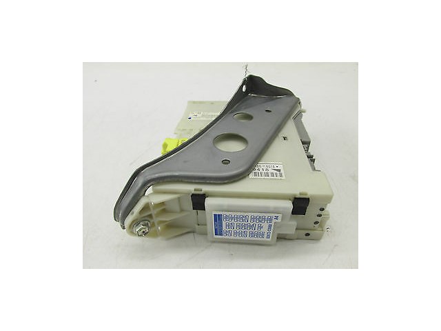2006-2008 LEXUS IS250 XE20 OEM LEFT FRONT UNDER DASH JUNCTION FUSE RELAY MODULE