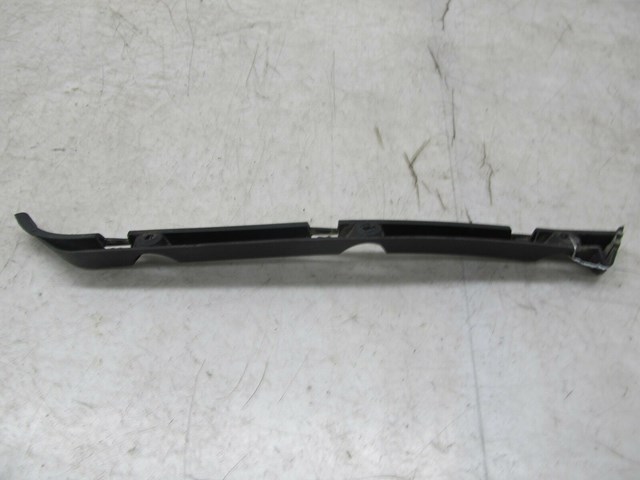  2003-2006 RANGE ROVER HSE OEM LEFT REAR BUMPER BRACKET STRIP 