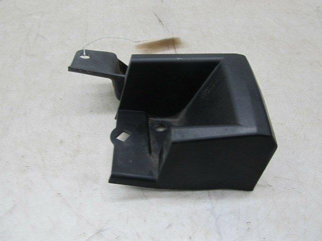  2003-2006 RANGE ROVER HSE OEM RIGHT REAR BUMPER BRACKET 