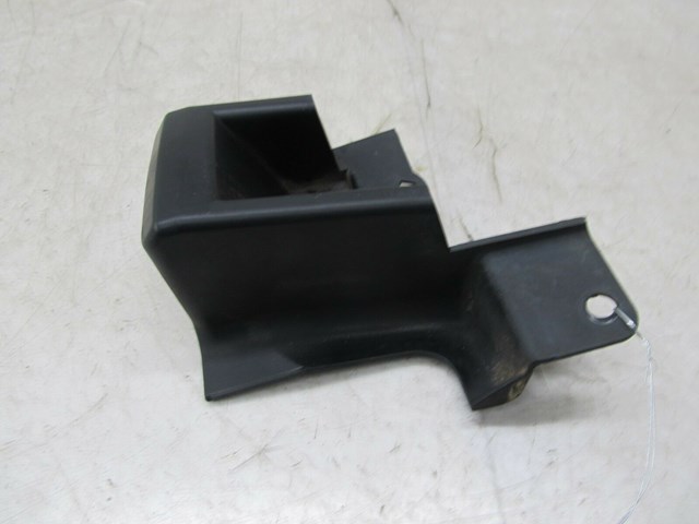  2003-2006 RANGE ROVER HSE OEM RIGHT REAR BUMPER BRACKET 