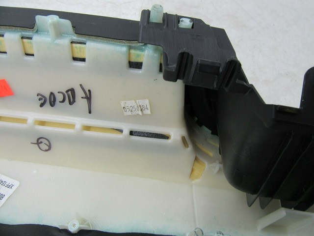 2013-2015 INFINITI QX60 JX35 OEM RH RIGHT FRONT DOOR PANEL ARM REST BLACK