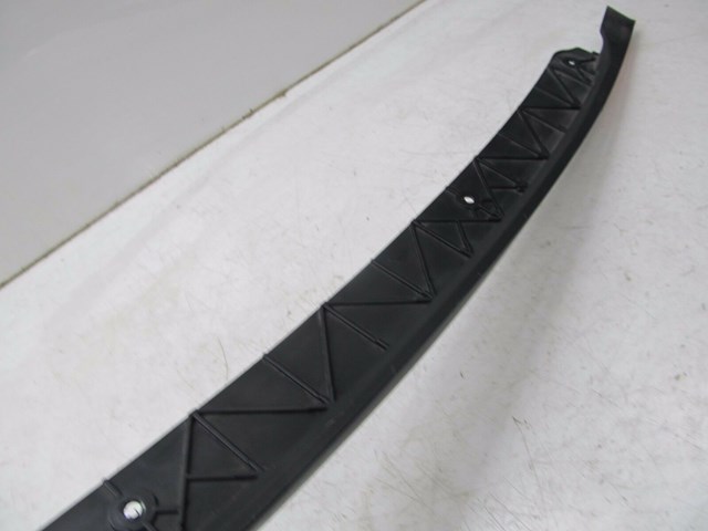 2004-2008 AUDI A8L W12 OEM REAR BUMPER REFLECTOR COVER TRIM 4E0 807 417B