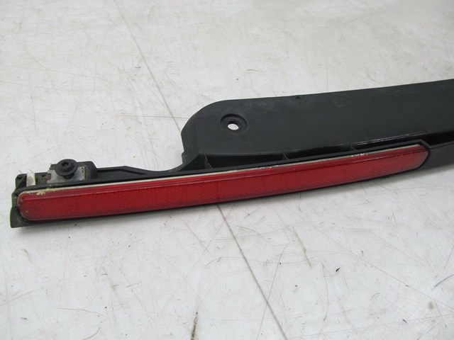 2004-2008 AUDI A8L W12 OEM REAR BUMPER REFLECTOR COVER TRIM 4E0 807 417B