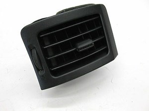 2007-2008 INFINITI G35 SEDAN OEM RIGHT FRONT DASH AIR VENT BLACK