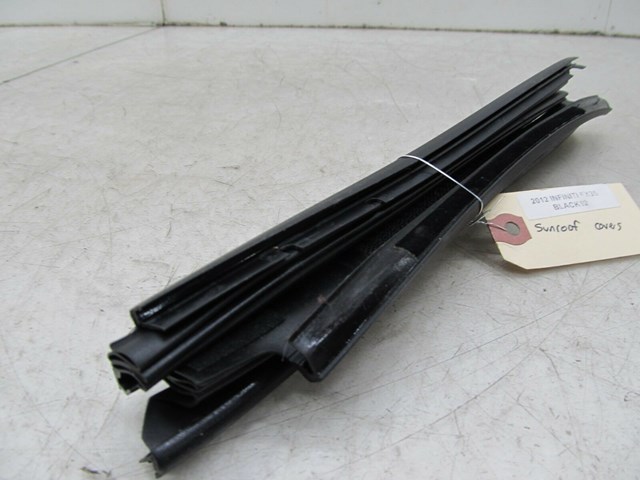 2009-2012 INFINITI FX35 OEM SUNROOF TRIM SEAL DUST COVER 