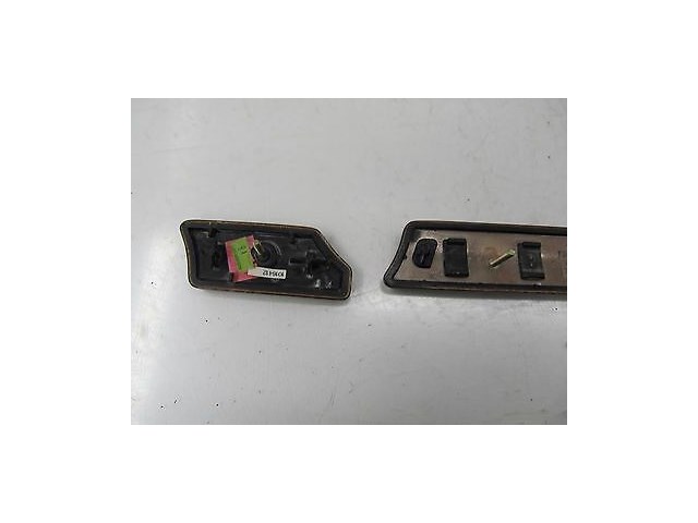 2006-2009 MERCEDES R350 W251 OEM FRONT DASH FINELINE BIRDSEYE MAPLE WOOD TRIM