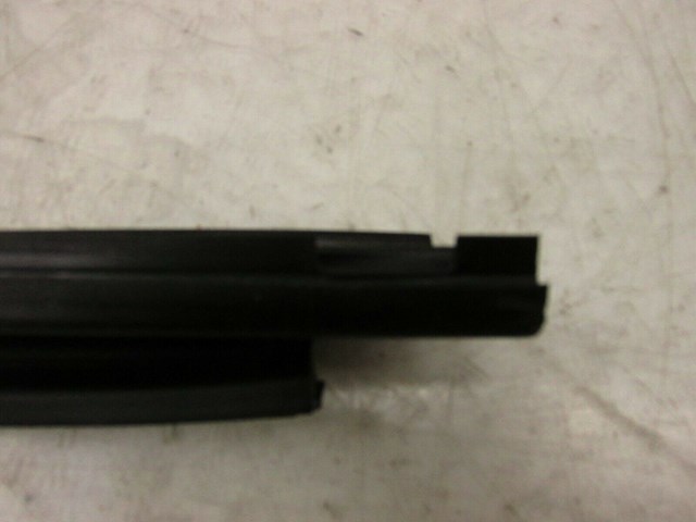 2011-2018 INFINITI M37 Q70 OEM SUNROOF SIDE COVER TRIM RUBBER SET OF (2)