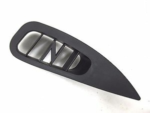 2004-2005 NISSAN 350Z ROADSTER OEM RIGHT FRONT PASSENGER'S SIDE DASH AIR VENT 