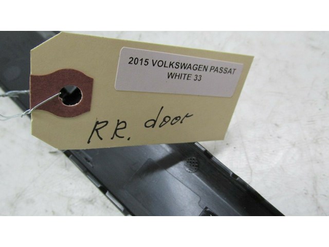 2012-2015 VOLKSWAGEN PASSAT OEM RIGHT REAR DOOR PANEL TRIM 