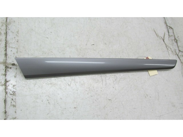 2012-2015 VOLKSWAGEN PASSAT OEM RIGHT REAR DOOR PANEL TRIM 